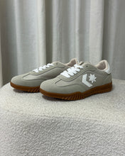 Afbeelding in Gallery-weergave laden, Sneaker AMRenice LaLunaTheLabel 24059-25 Beige