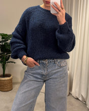 Afbeelding in Gallery-weergave laden, TruiIslaMaeLaLunaTheLabelAM_55390Blue__2