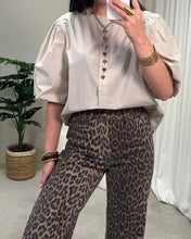 Afbeelding in Gallery-weergave laden, Blouse AMNillie LaLunaTheLabel 1420 Beige
