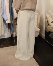 Afbeelding in Gallery-weergave laden, Pantalon AMJuul LaLunaTheLabel 7758 Beige
