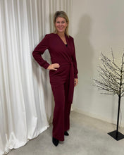 Afbeelding in Gallery-weergave laden, Jumpsuit AMLot Perla Nera 22715 Bordeaux
