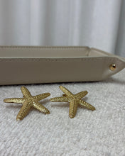 Afbeelding in Gallery-weergave laden, Oorbellen AMYvra LaLunaTheLabel AM_54113 Gold
