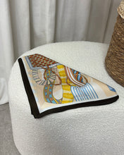 Afbeelding in Gallery-weergave laden, Sjaal AMSahari LaLunaTheLabel AM_53500 Brown/Orange

