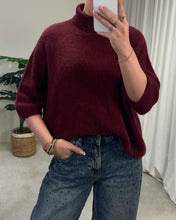 Afbeelding in Gallery-weergave laden, TruiAMBloomOraLaLunaTheLabel8034Bordeaux__3
