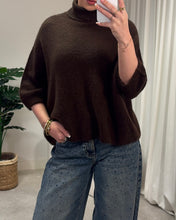 Afbeelding in Gallery-weergave laden, TruiAMBloomOraLaLunaTheLabel8034Brown__2
